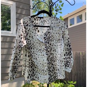 Violet & Claire Woman’s Animal Print Blouse